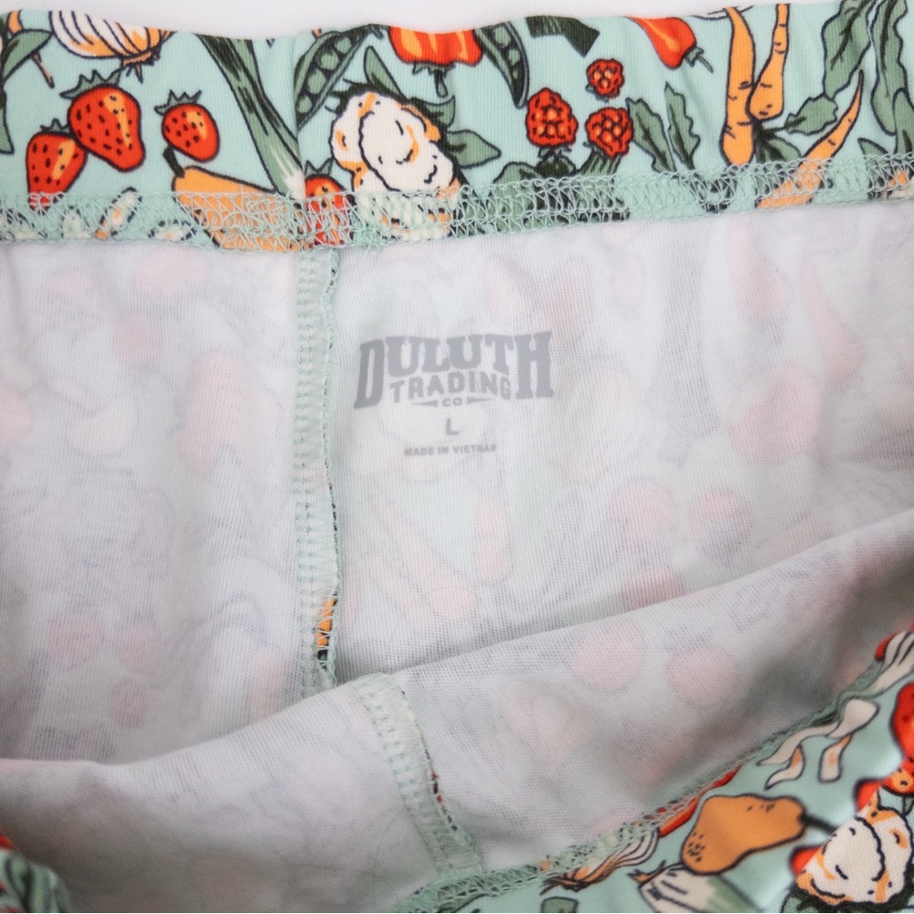 Duluth Trading Co. Women's Birds Egg Green Garden Haul Leggings - Picture 4 of 4